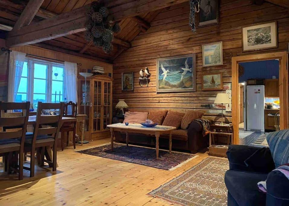 Exclusive And Genuine In Lofoten- Sauna Included Москенес Екстериор снимка