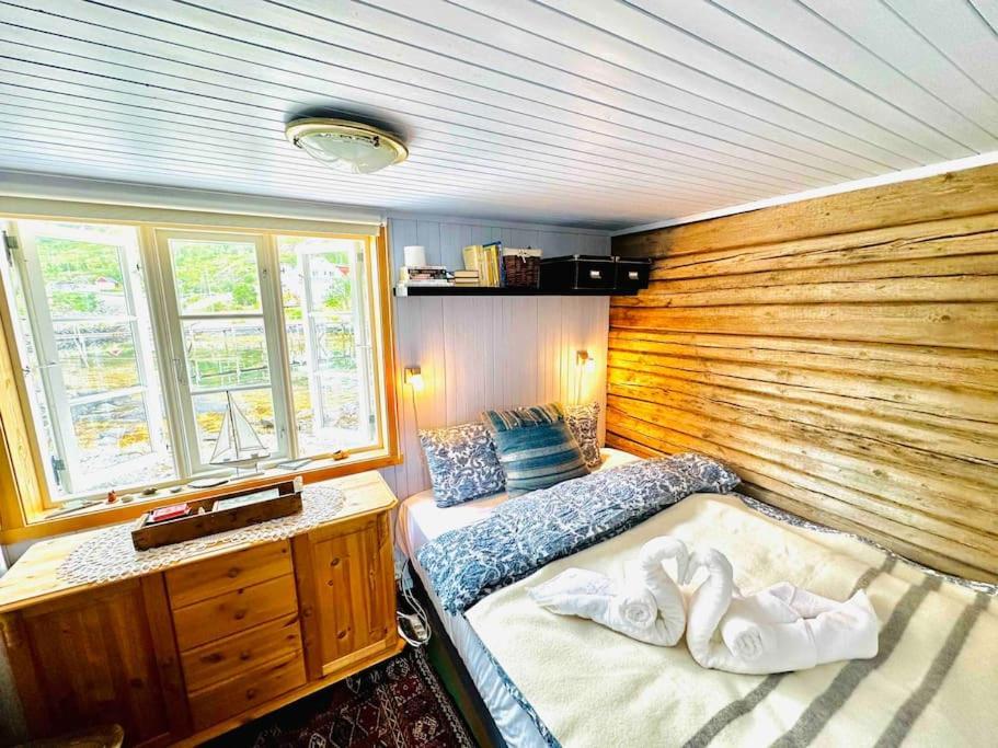 Exclusive And Genuine In Lofoten- Sauna Included Москенес Екстериор снимка