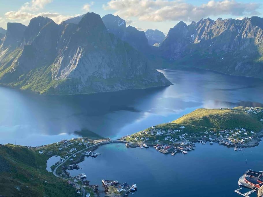 Exclusive And Genuine In Lofoten- Sauna Included Москенес Екстериор снимка